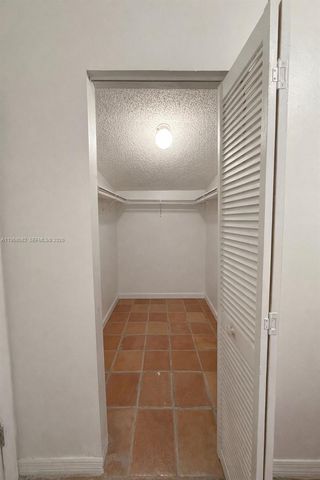 1045 NW 126th Pl, Miami, FL 33182