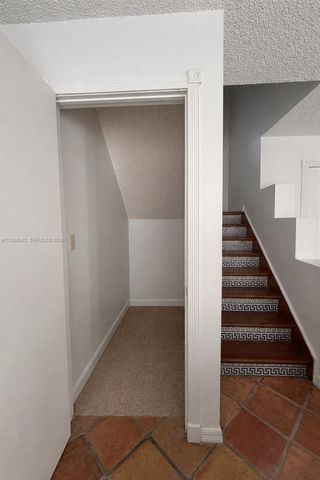 1045 NW 126th Pl, Miami, FL 33182