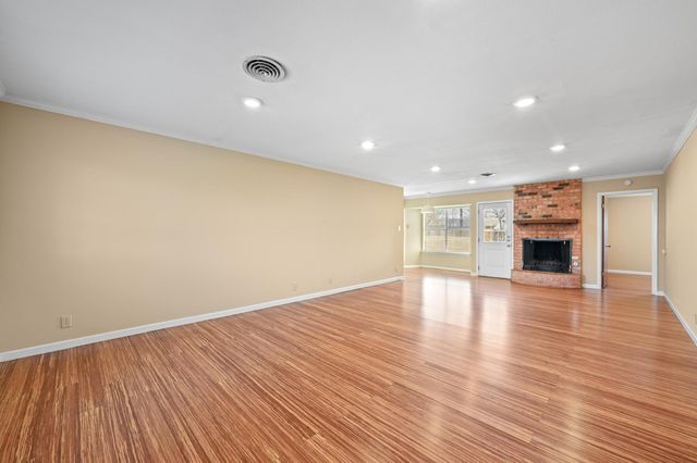 7009 Deborah DR, Austin, TX 78752