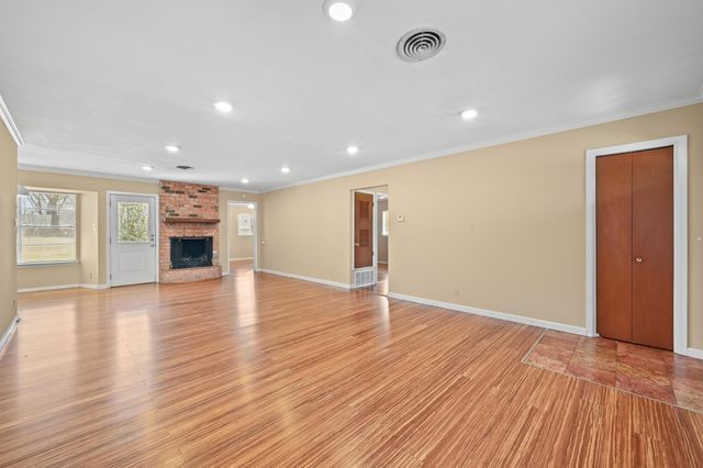 7009 Deborah DR, Austin, TX 78752