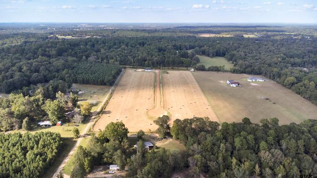 817 Private Road 3168, Gilmer, TX 75645