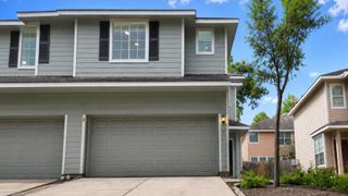 39 S Camellia Grove Circle, The Woodlands, TX 77382