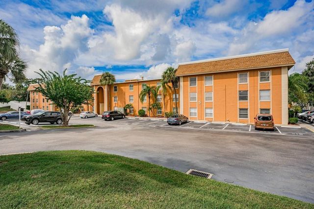12760 INDIAN ROCKS ROAD 570, Largo, FL 33774