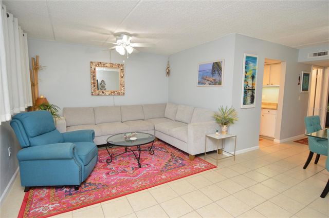 12760 INDIAN ROCKS ROAD 570, Largo, FL 33774