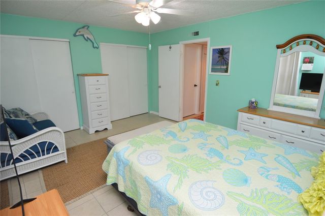 12760 INDIAN ROCKS ROAD 570, Largo, FL 33774