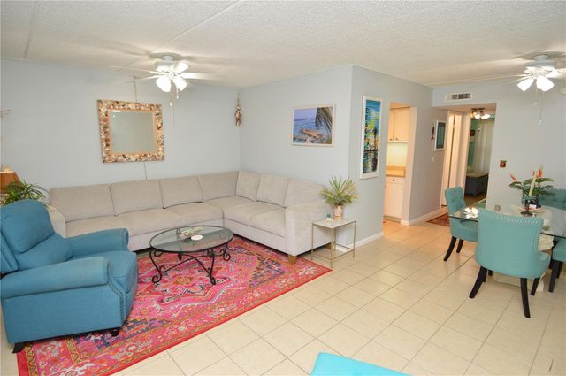 12760 INDIAN ROCKS ROAD 570, Largo, FL 33774