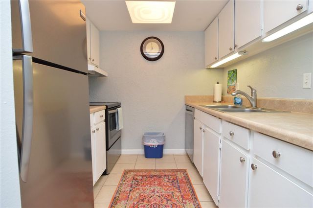 12760 INDIAN ROCKS ROAD 570, Largo, FL 33774
