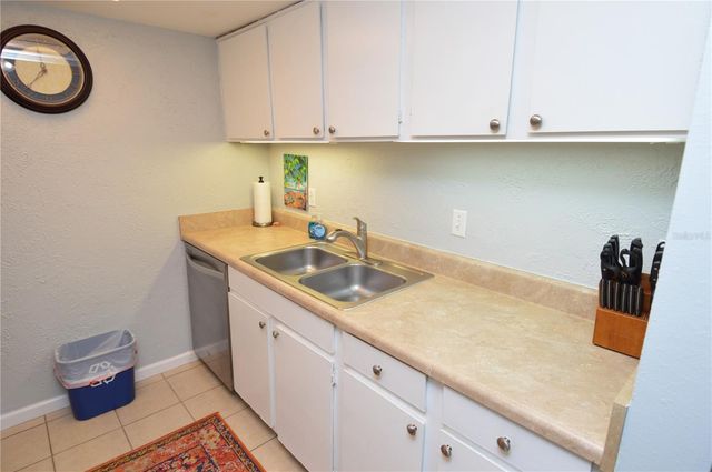 12760 INDIAN ROCKS ROAD 570, Largo, FL 33774