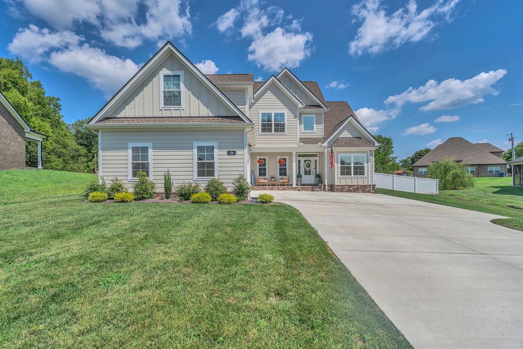 156 Spring House Dr, Manchester, TN 37355