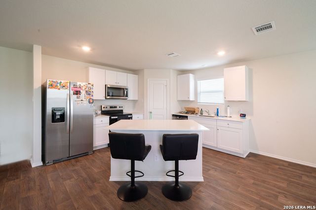 7323 PERSEUS BRK, San Antonio, TX 78252