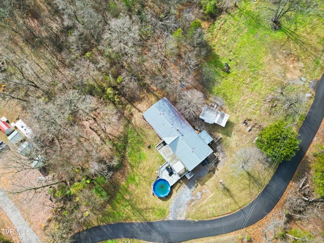 120 Rocky Point Road, Midway, TN 37809