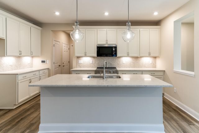 2670 Timberside Drive, Hebron, KY 41048