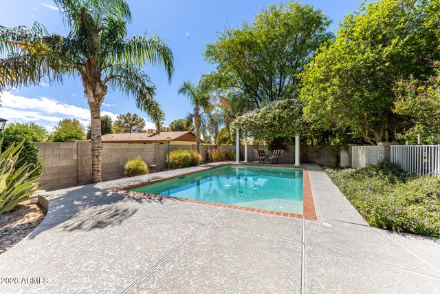 7321 N 183RD Avenue, Waddell, AZ 85355