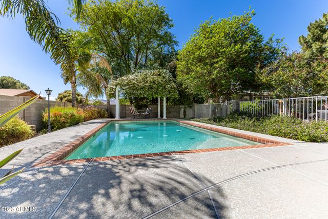 7321 N 183RD Avenue, Waddell, AZ 85355