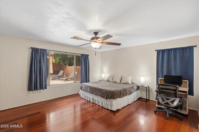 8830 W SALTER Drive, Peoria, AZ 85382