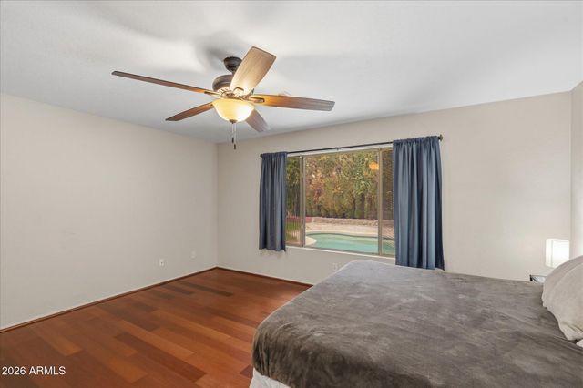 8830 W SALTER Drive, Peoria, AZ 85382