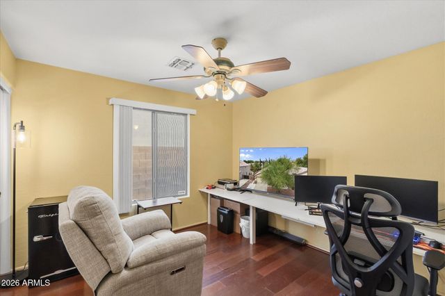 8830 W SALTER Drive, Peoria, AZ 85382