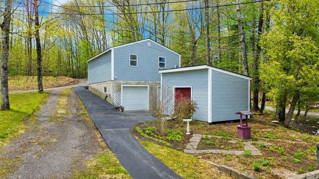 67 Rocky Drive, Derby, VT 05829