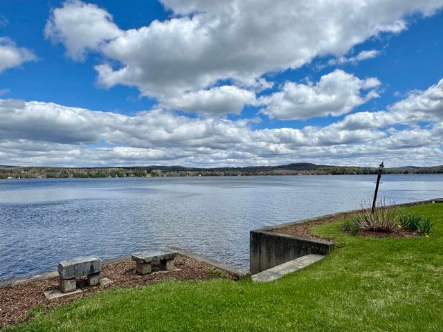 67 Rocky Drive, Derby, VT 05829