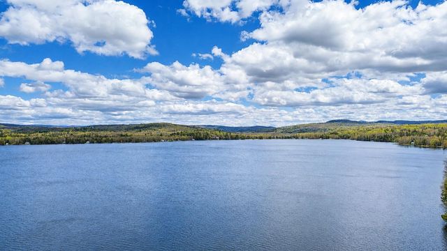 67 Rocky Drive, Derby, VT 05829