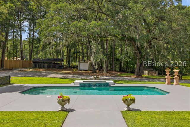 150 Palmetto Bluff Rd, Bluffton, SC 29910