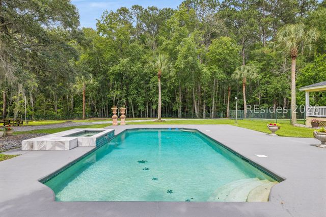 150 Palmetto Bluff Rd, Bluffton, SC 29910