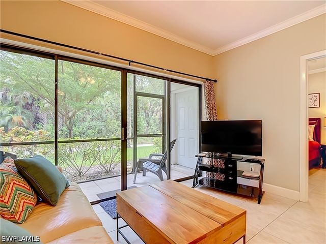 3323 Olympic DR 716, Naples, FL 34105