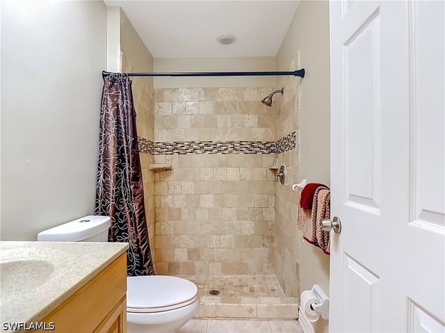 3323 Olympic DR 716, Naples, FL 34105