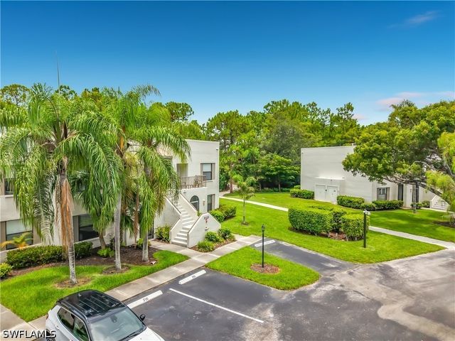 3323 Olympic DR 716, Naples, FL 34105