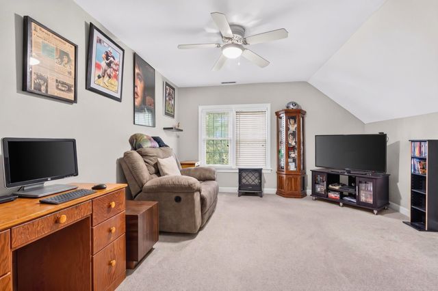 108 Fairways Blvd, N, Tullahoma, TN 37388