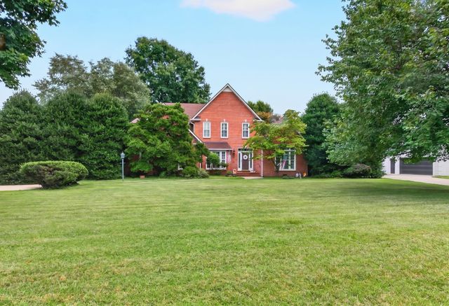 108 Fairways Blvd, N, Tullahoma, TN 37388