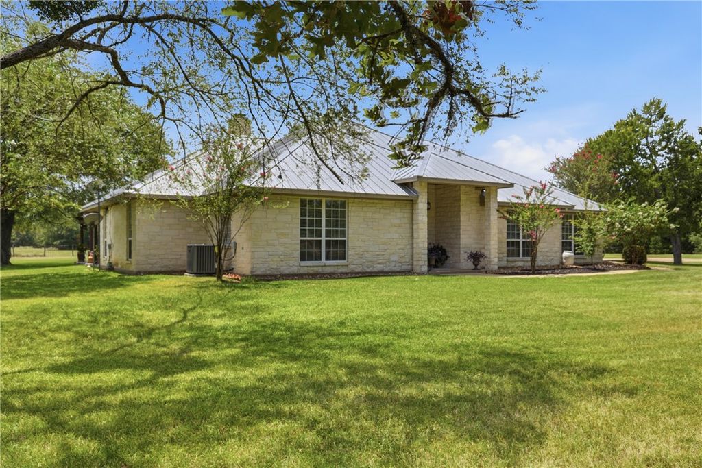 11430 Long Trussel Road, Bryan, TX 77808 — photo 2