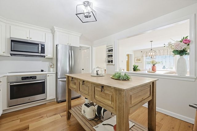 135 Locust St, Holliston, MA 01746