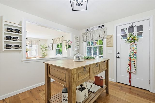 135 Locust St, Holliston, MA 01746