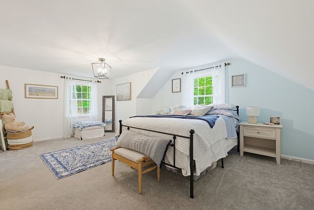 135 Locust St, Holliston, MA 01746