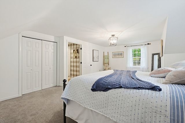 135 Locust St, Holliston, MA 01746