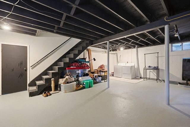 135 Locust St, Holliston, MA 01746