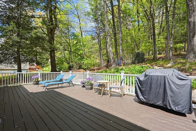 135 Locust St, Holliston, MA 01746
