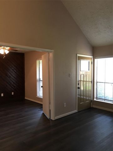 3010 Bee Cave Drive, Missouri City, TX 77459