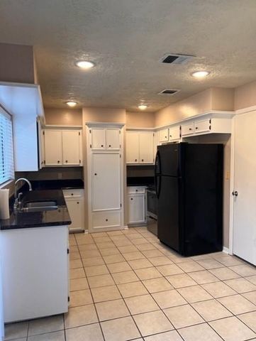 3010 Bee Cave Drive, Missouri City, TX 77459