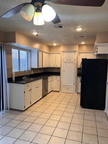 3010 Bee Cave Drive, Missouri City, TX 77459