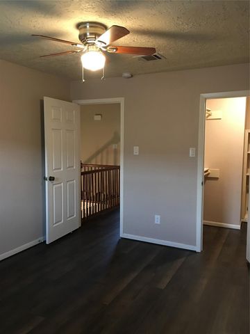 3010 Bee Cave Drive, Missouri City, TX 77459