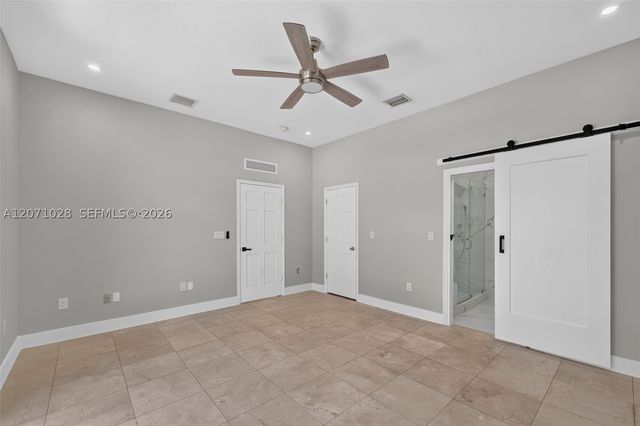 10890 SW 95th St, Miami, FL 33176