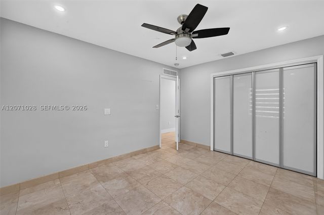 10890 SW 95th St, Miami, FL 33176
