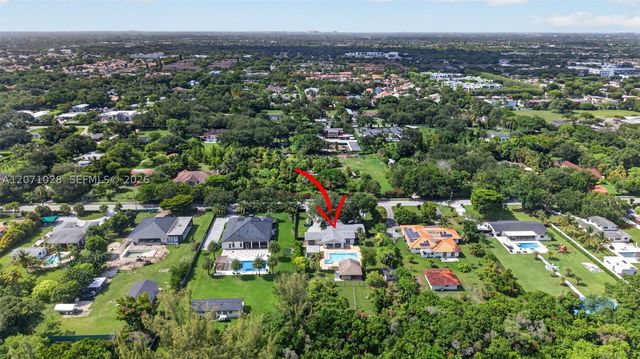 10890 SW 95th St, Miami, FL 33176