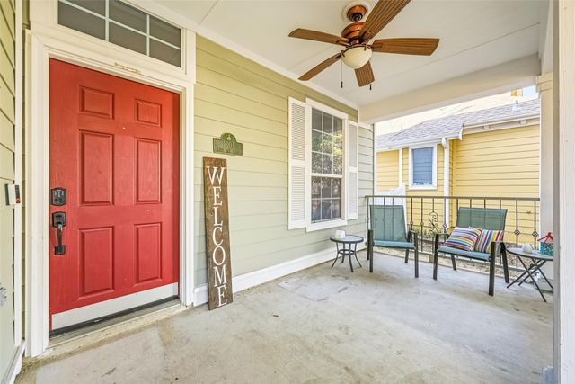 1305 Live Oak Lane, Savannah, TX 76227