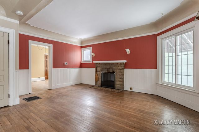 55 Fitch Place SE, Grand Rapids, MI 49503