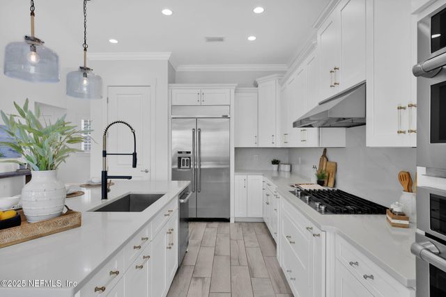 1732 ATLANTIC BEACH Drive, Atlantic Beach, FL 32233