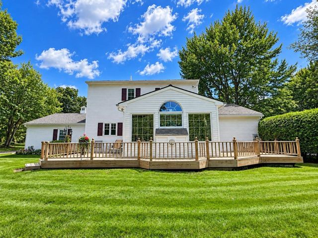 10 Mason Drive, Essex Junction, VT 05452