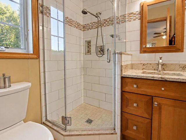 10 Mason Drive, Essex Junction, VT 05452